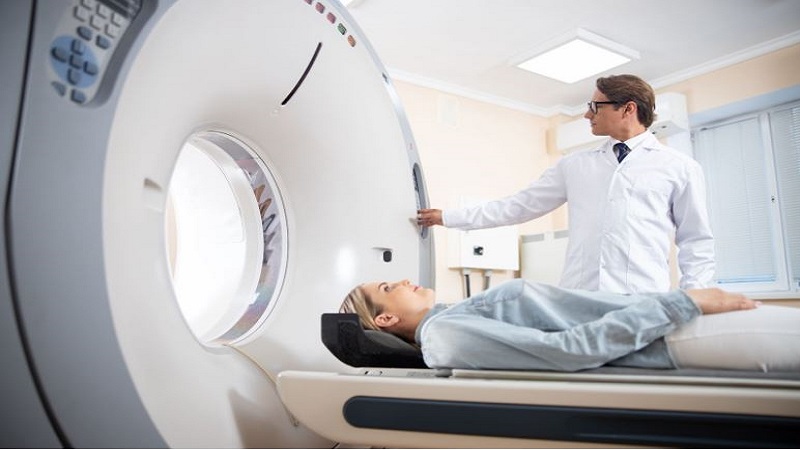 بهترین ایمپلنت اصفهان | ایمپلنت دندان سوئیسی در اصفهان | قیمت ایمپلنت اصفهان |انجام MRI با ایمپلنت دندان