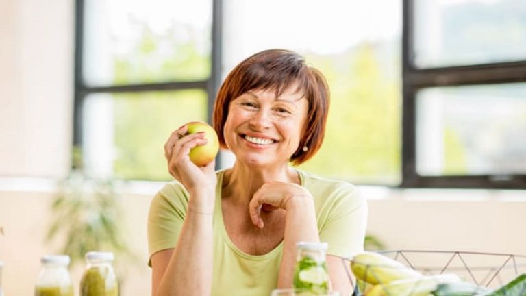 قیمت ایمپلنت اصفهان | بهترین ایمپلنت اصفهان | ایمپلنت دندان سوئیسی در اصفهان | جویدن با دندان ایمپلنت شده