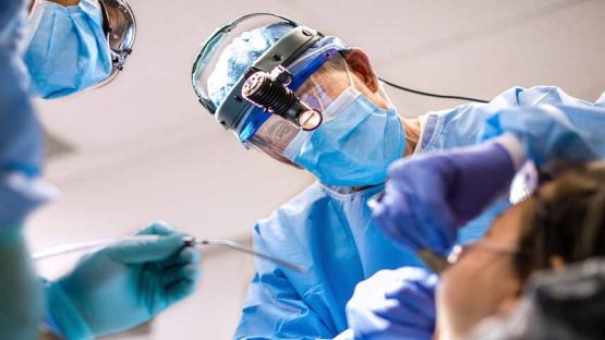 قیمت ایمپلنت اصفهان | بهترین ایمپلنت اصفهان | ایمپلنت دندان سوئیسی در اصفهان | چرا بیماران از ایمپلنت‌های دکتر حسین برجیان راضی‌اند؟